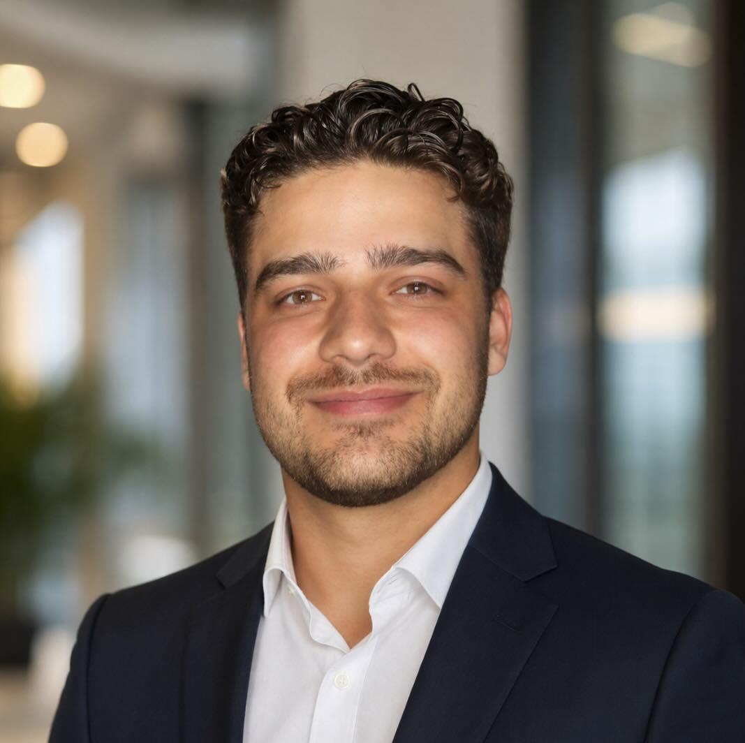 Daniel Farahani